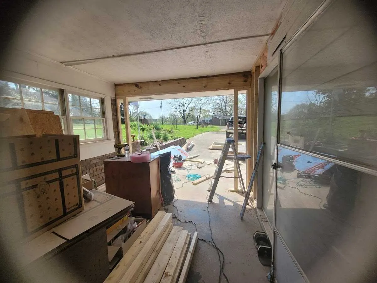 Air movers and dehumidifier for Drying & Dehumidification in Newport